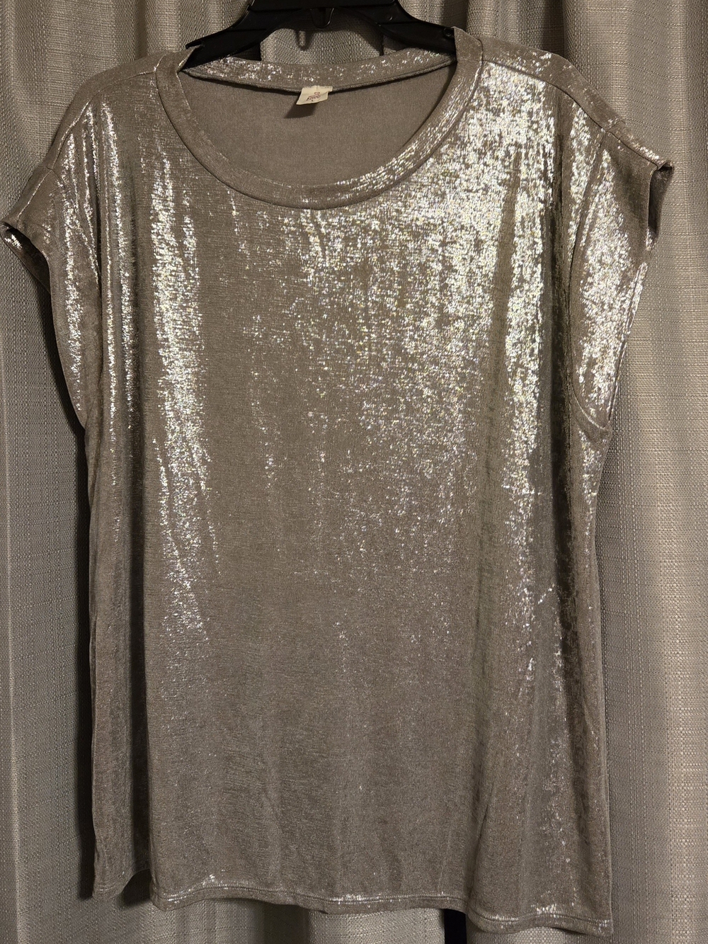 New Like Love Shimmery Metallic Silver Women's Short Sleeve Top Large